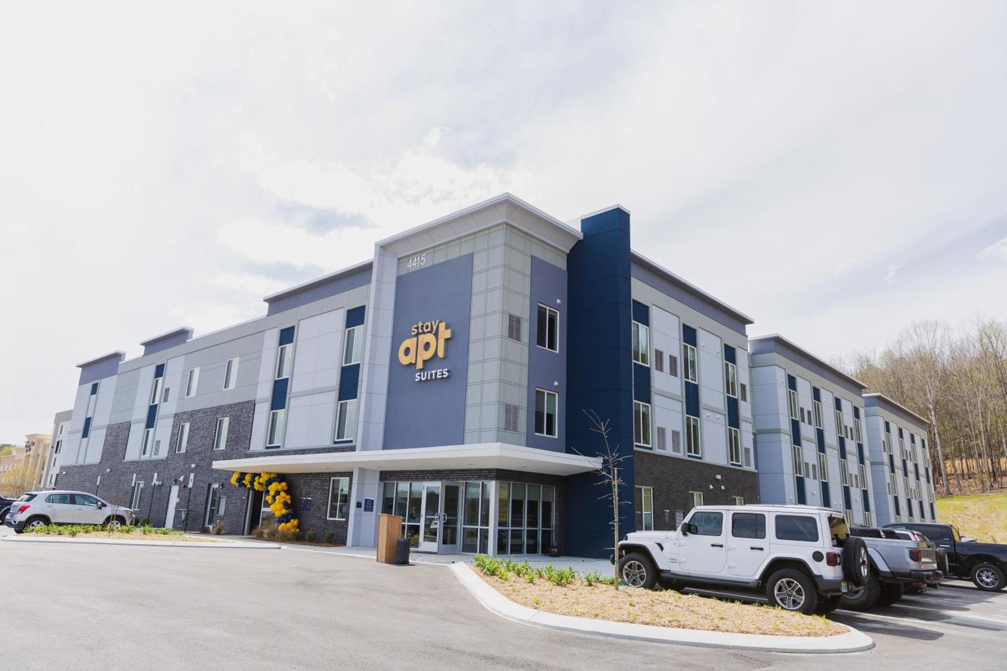 Stayapt Suites Cleveland Tn Exterior photo